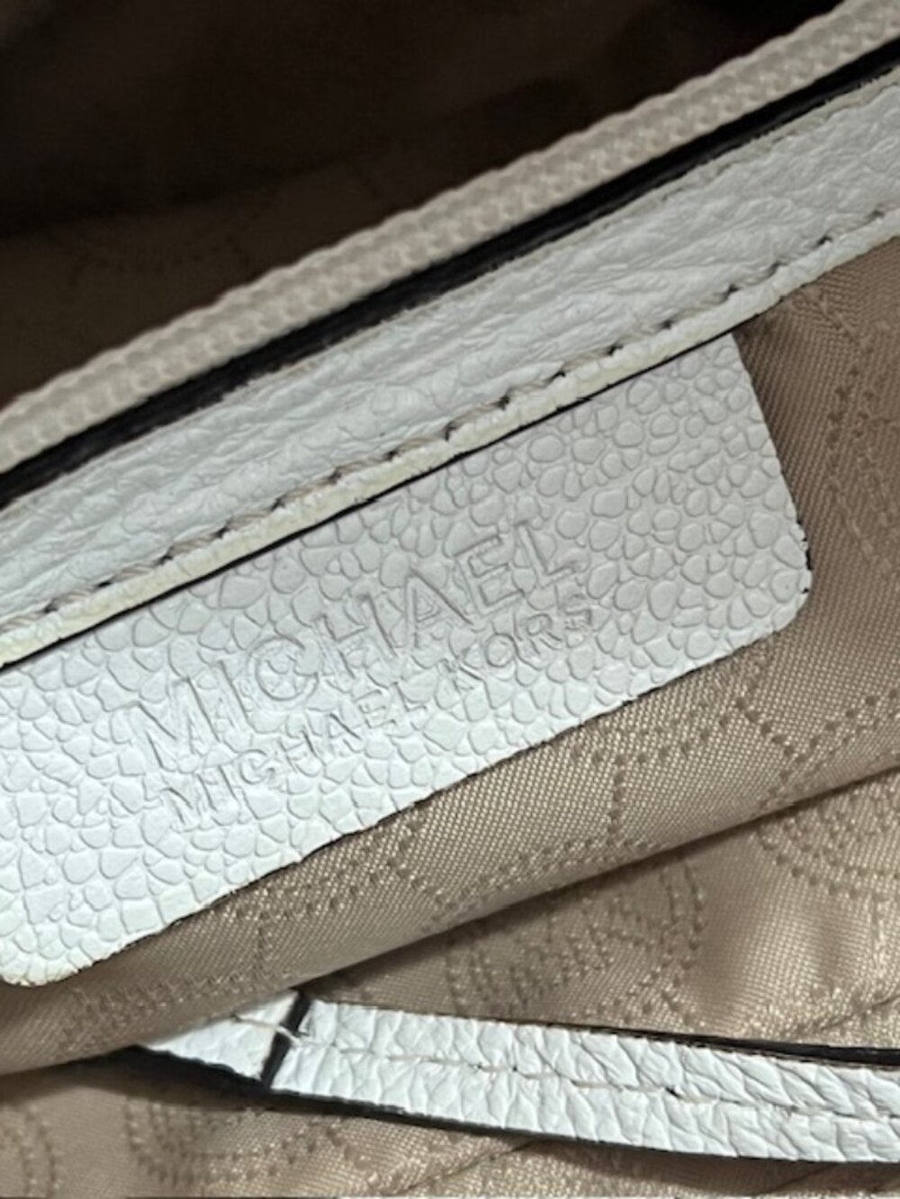 MICHAEL KORS HAMILTON EAST WEST WHITE/BLUE LOCK & KEY LEATHER SATCHEL MEDIUM EUC - Picture 11 of 15
